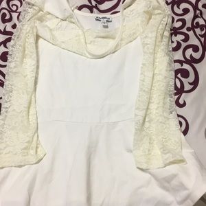 New shirt Express color beige,blue,red